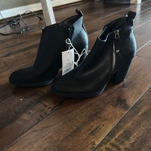 Target boots brand new